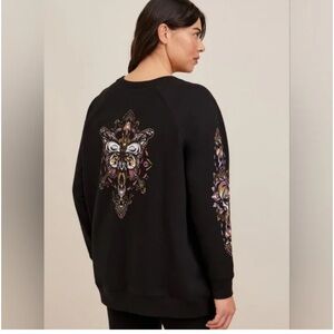 Torrid 4X 4 Black Sweatshirt Super Soft Design Sleeves & Back Moth Butterfly